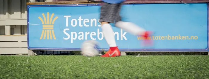 Totens Sparebankstiftelse etablert